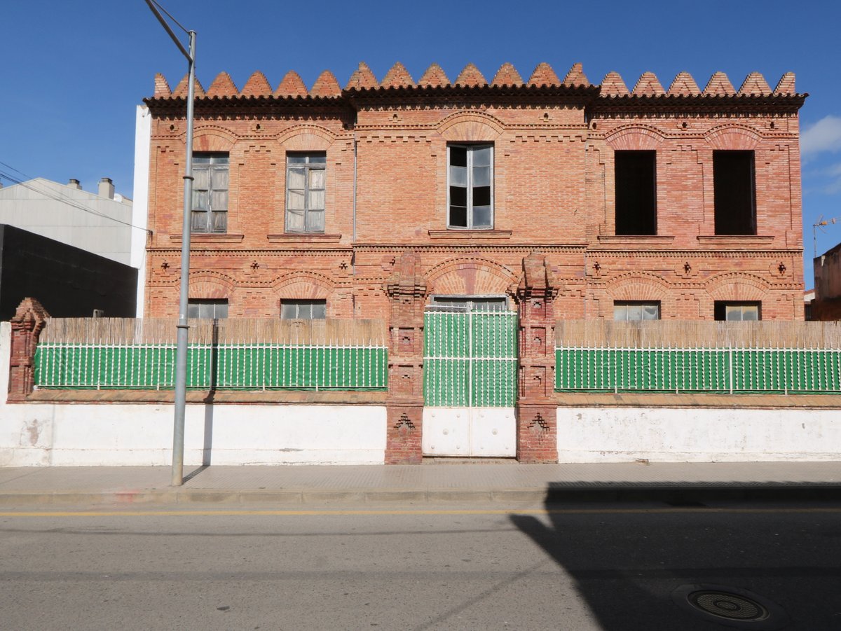 Palafrugell. Old public school