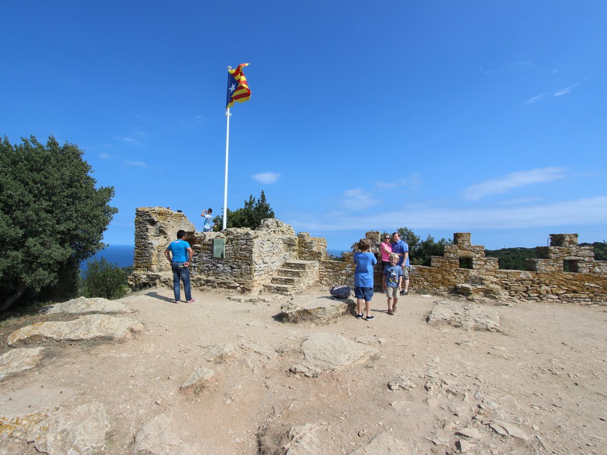 Begur. Castle of Begur (Castell de Begur)