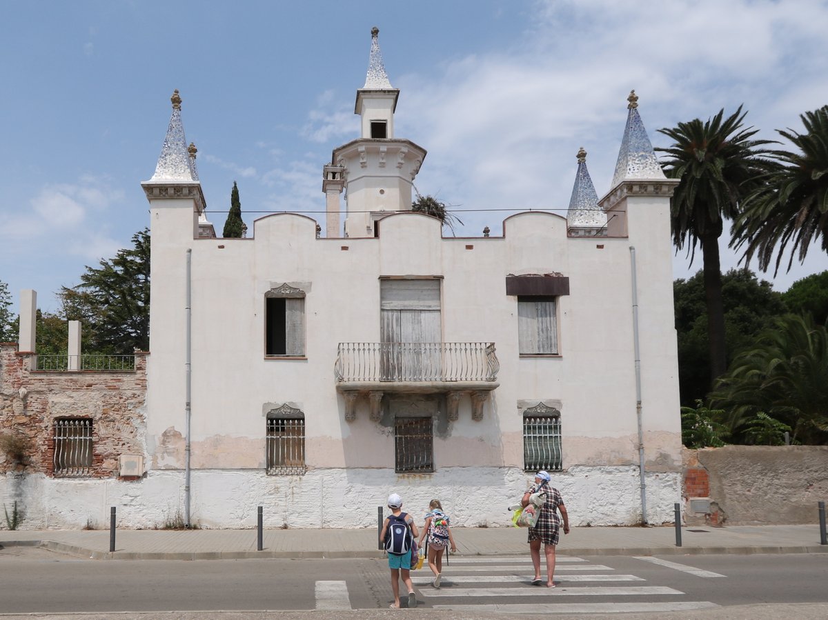 Sant Feliu de Guíxols. Casa Estrada (Tower of Spikes)