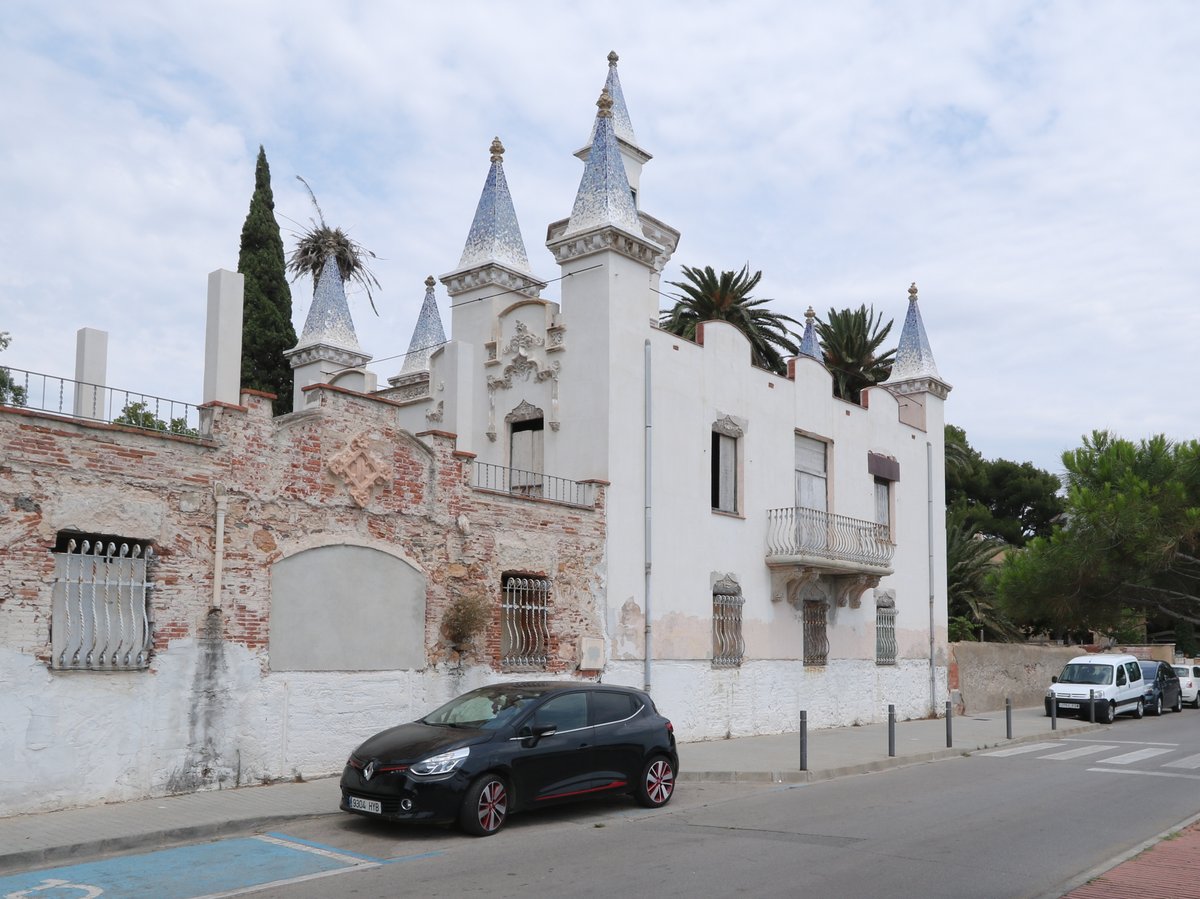 Sant Feliu de Guíxols. Casa Estrada (Tower of Spikes)