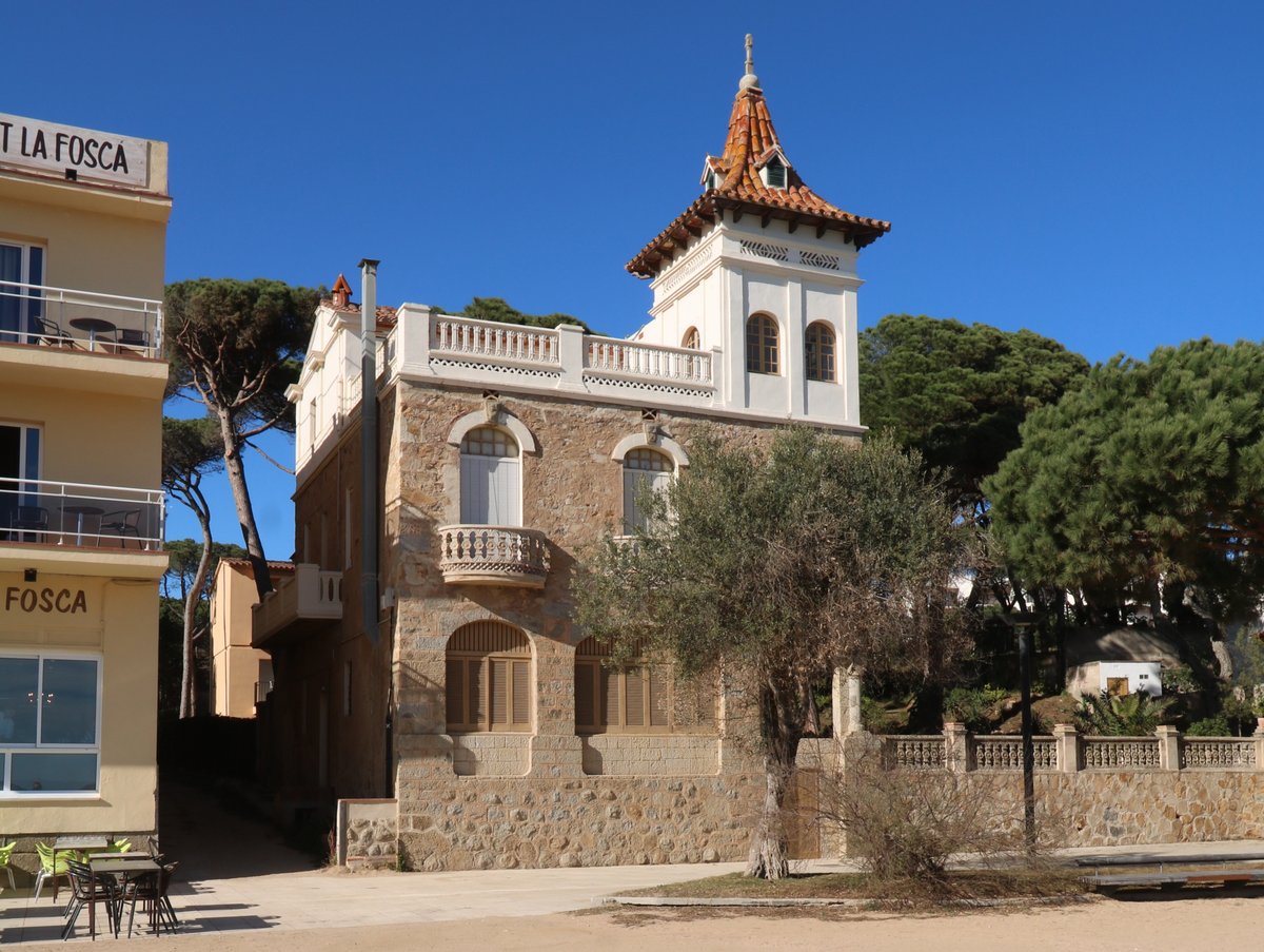 Palamós. Casa Vilahur Mansion