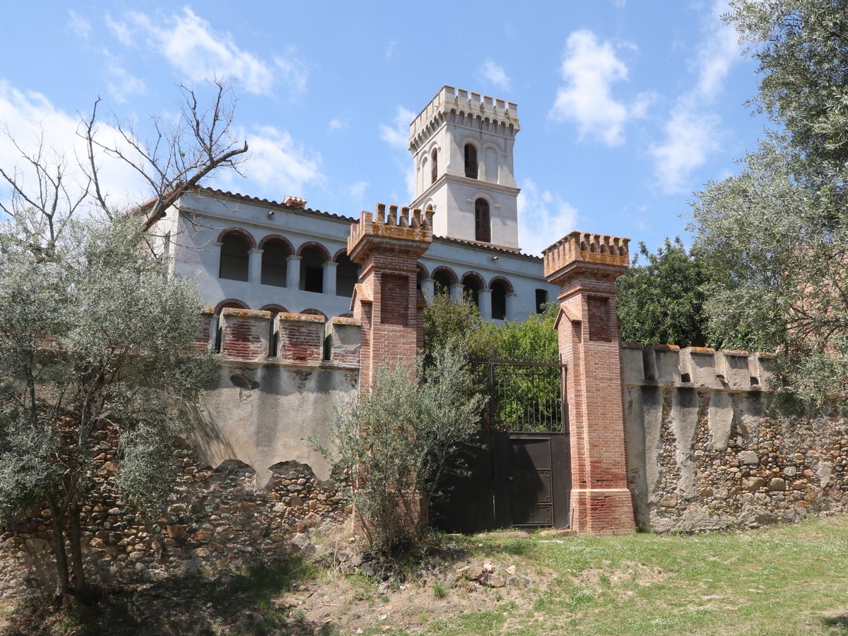 Calonge. Casa Vilanova de Cabanyes Palace