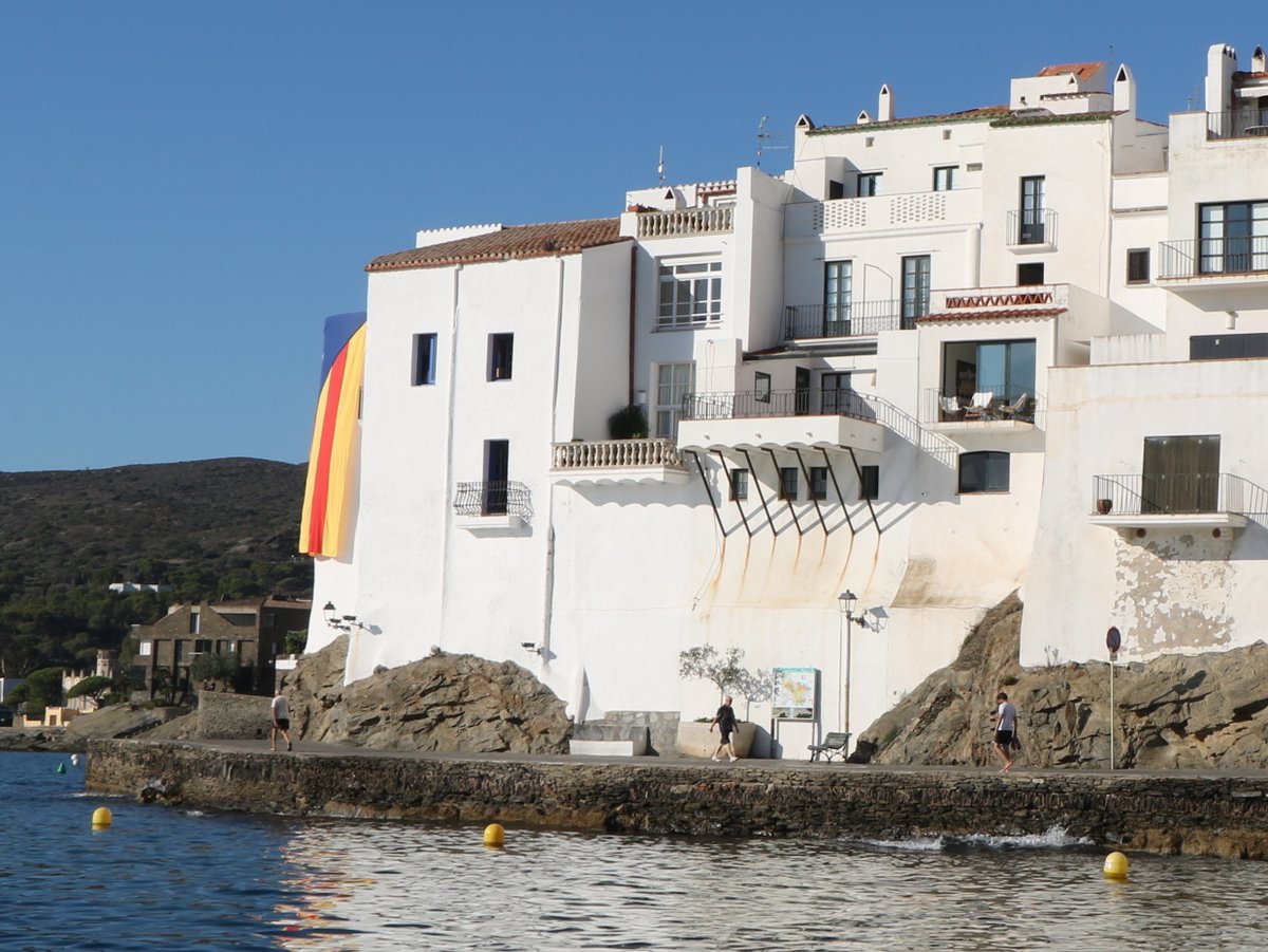 Cadaqués. Cadaqués Castle