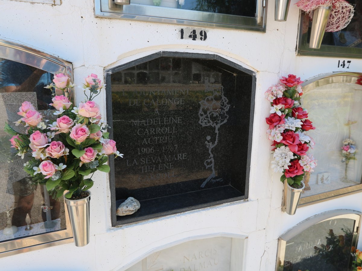 Calonge. Madeleine Carroll's Tomb