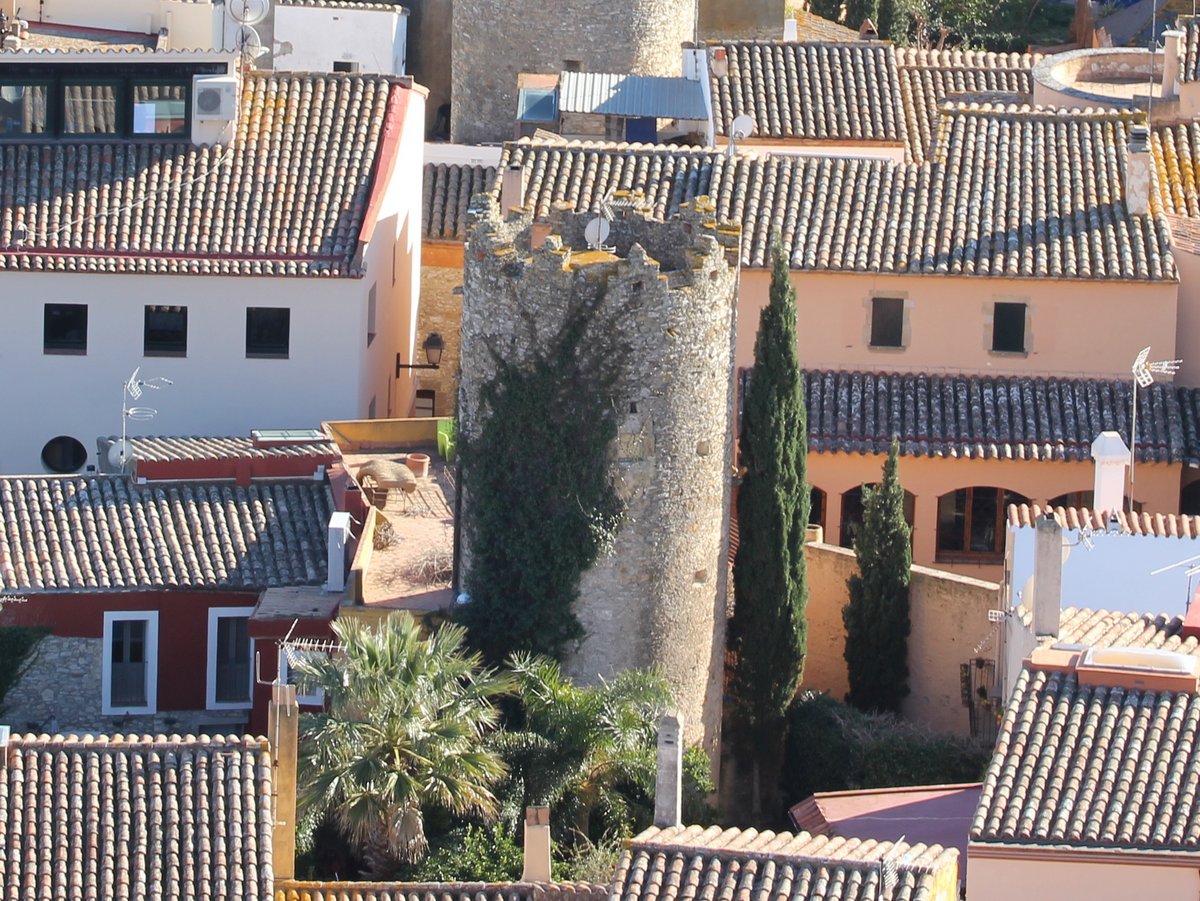 Begur. Can Marquès Tower